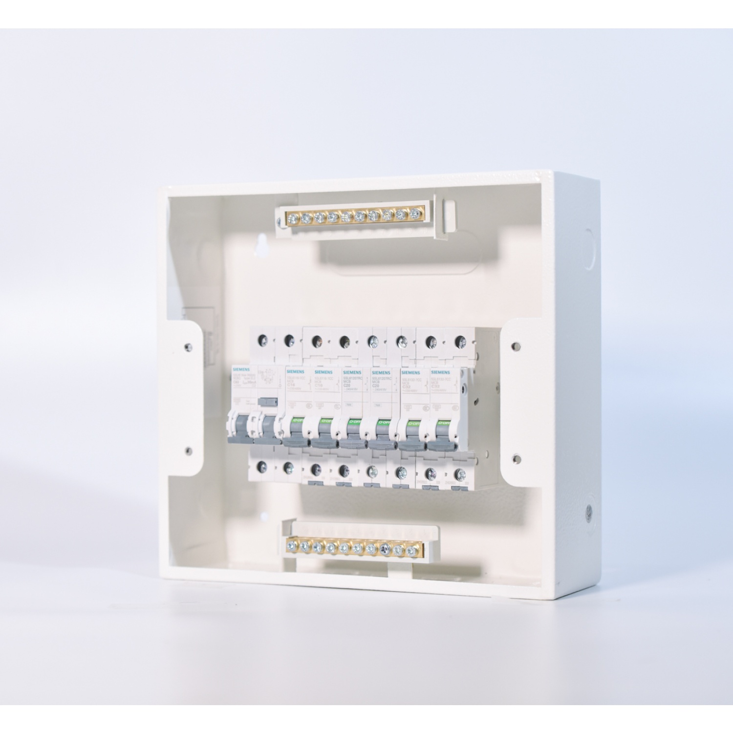 SIEMENS เครื่องตัดไฟอัตโนมัติ 6 ช่อง 63A รุ่น SBTH06-SSF 63 กันดูด