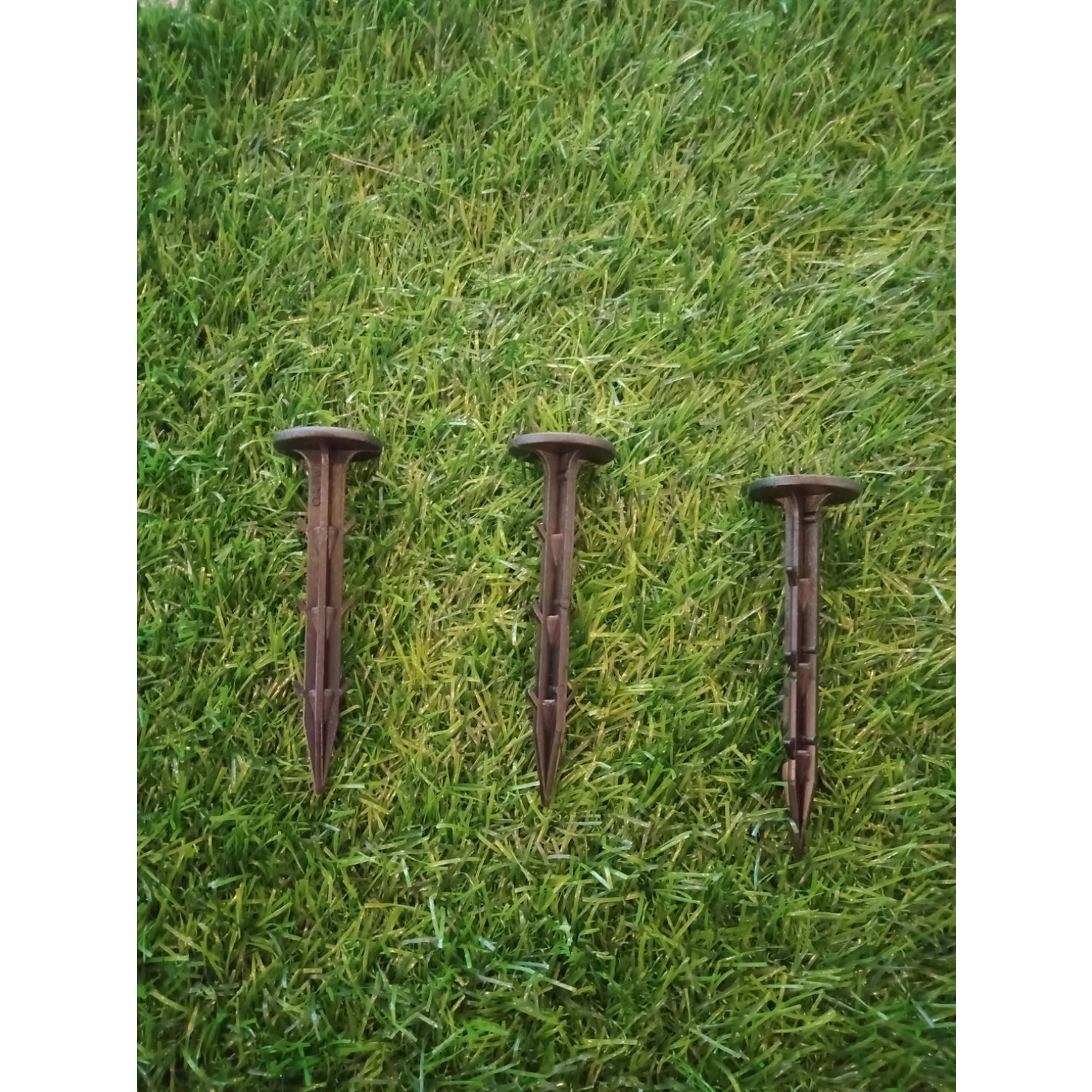 Tree’O หมุดพลาสติกยึดผ้าคลุมวัชพืช 4  แพ็ก 20 ชิ้น