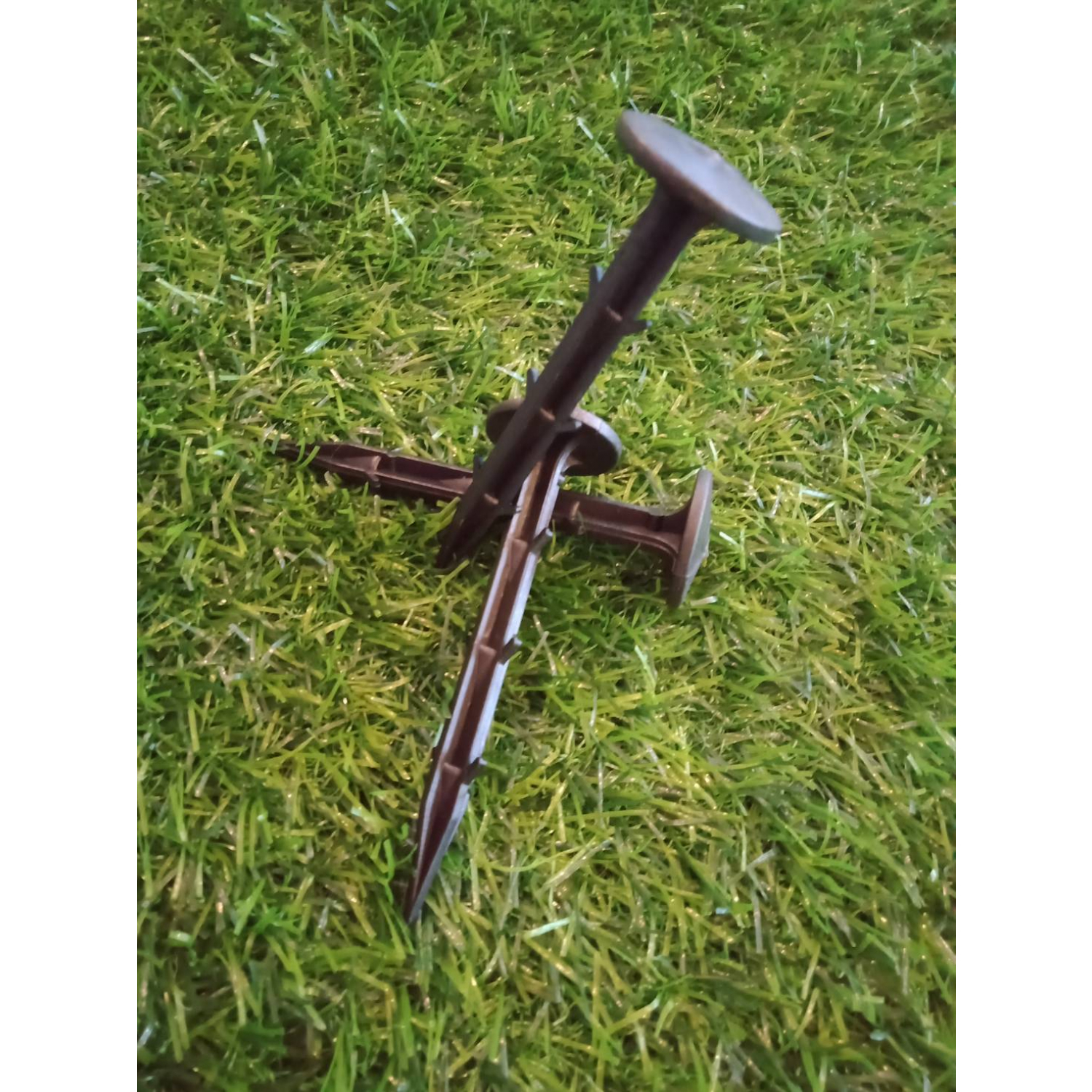 Tree’O หมุดพลาสติกยึดผ้าคลุมวัชพืช 4  แพ็ก 20 ชิ้น