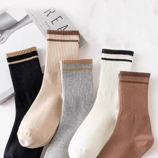 KOJI ถุงเท้าข้อกลางลายเส้นบน รุ่นSC52 ขนาด11x18x0.5ซม.คละสี