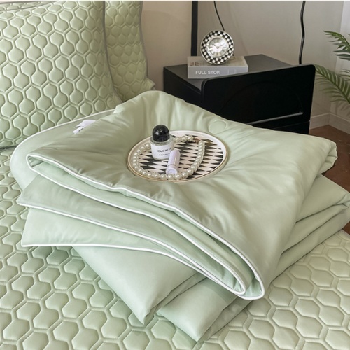 TRUFFLE ผ้าห่มเย็น รุ่น FIROZA-GN ขนาด 180x200x1ซม. สีเขียว