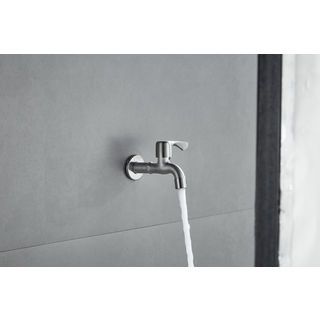 Verno ก๊อกล้างพื้นปากกรองสเตนเลส 304  รุ่น GBH-LT1742A ขนาด 13.8x3x8.4 ซม. สีสแตนเลส