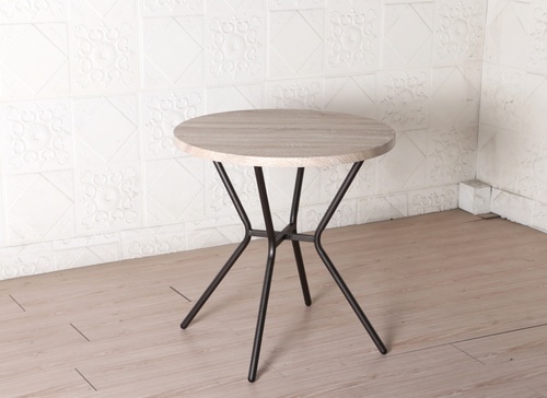Delicato ชุดโต๊ะอาหาร 2 ที่นั่ง รุ่น B01062A โต๊ะ : 75X75 ซม. เก้าอี้ : 42X42X81 ซม. สีน้ำตาลอ่อน
