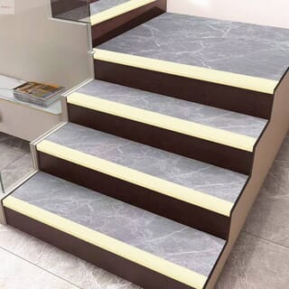 MAC จมูกบันได PVC หน้ากว้าง 38 มม. ยาว 2 เมตร รุ่นDF38-20B4 สีเบจ