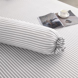 TRUFFLE ชุดเครื่องนอนพร้อมผ้านวม 4 ชิ้น รุ่น Yume-01 ขนาด 3.5ฟุต สีเทา