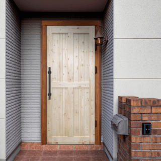 GREAT WOOD ประตูไม้สน บานทึบทำร่อง รุ่น PW-SK04-2G ขนาด 80x200 ซม.