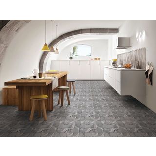 Marbella กระเบื้องเซรามิคปูพื้น 16x16 นิ้ว รุ่น ทวีโชค เทา ZY731 Matt (12P)