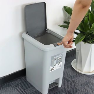 ICLEAN ถังขยะเหยียบเหลี่ยม Prensa 20 ลิตร รุ่น TG51790G ขนาด 25.5x34x43 ซม. สีเทา