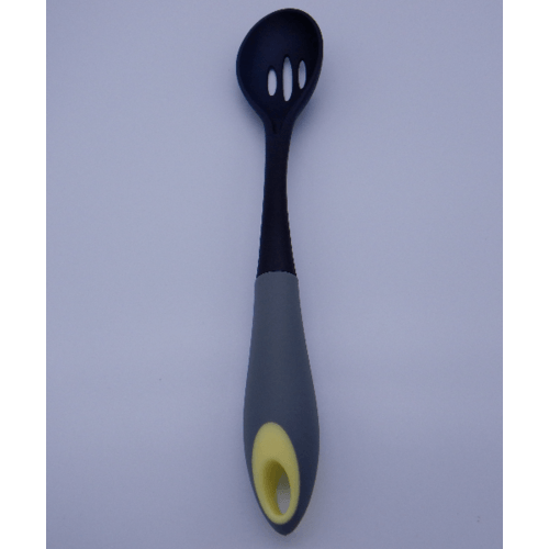 Doggy uslubidagi yalangoch sochli ayollar