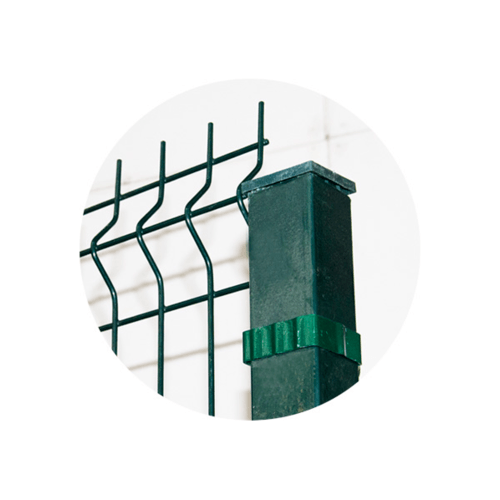 ปืนใหญ่ รั้วสำเร็จรูปชุบ PVC ขนาด กว้าง 2.5m. สูง 2.0m.  สีเขียว (เฉพาะรั้วไม่รวมเสา)