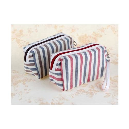 USUPSO กระเป๋าเครื่องสำอางค์