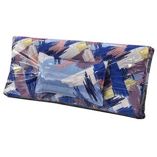 TRUFFLE ปิกนิคใยสังเคราะห์ พร้อมหมอน1ใบ หนา 2 นิ้ว ขนาด 5ฟุต สีฟ้า