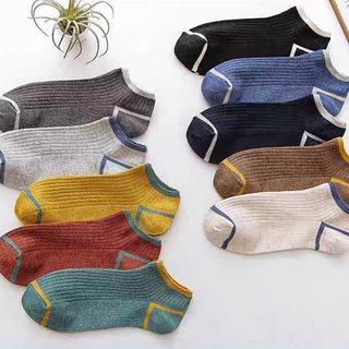 KOJI ถุงเท้าข้อสั้นสายเส้น รุ่นSC12 ขนาด5x20x0.4ซม.คละสี