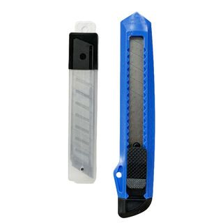 Smith คัตเตอร์ 18 มม. รุ่น YL-130 ขนาด 2.1x14.1x1.6 ซม. สีฟ้า