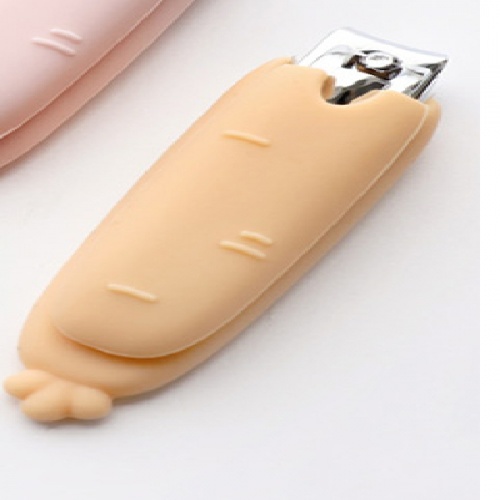  USUPSO กรรไกรตัดเล็บแครอท ขนาด 2x6.5x2 ซม.(#B5) 