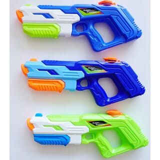 TOYS ของเล่นปืนฉีดน้ำแบบชัก รุ่น1032 ขนาด42x16.5x5ซม.คละสี