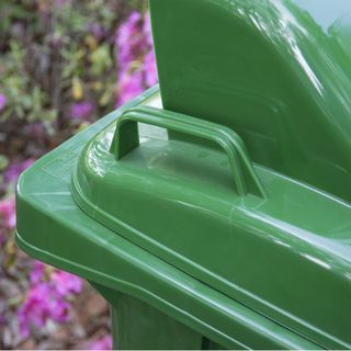 KLEANZY ถังขยะเทศบาลฝาสวิงทรงเหลี่ยม 120 ลิตร รุ่น TG51804H-GN ขนาด 57x46x93-106 ซม. สีเขียว (ขยะเปียก) 1/4