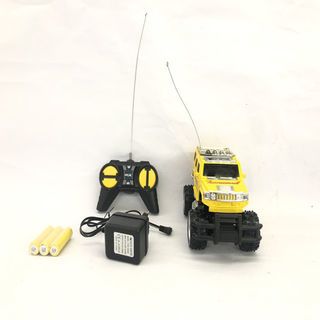 TOYS ของเล่นรถ SUV บังคับ 4 ทิศทาง #2012-5D (28x16x12ซม.)