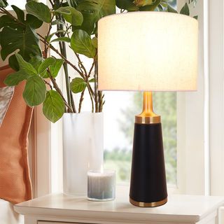 EILON โคมไฟตั้งโต๊ะ ขั้ว E27 ขนาด 30x30x56cm รุ่น Y008 สีขาว-ดำ