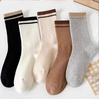 KOJI ถุงเท้าข้อกลางลายเส้นบน รุ่นSC52 ขนาด11x18x0.5ซม.คละสี