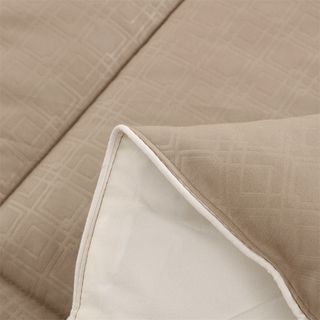 TRUFFLE ชุดเครื่องนอนพร้อมผ้านวม 6 ชิ้น รุ่น Kina-01 ขนาด 6ฟุต สีกากี