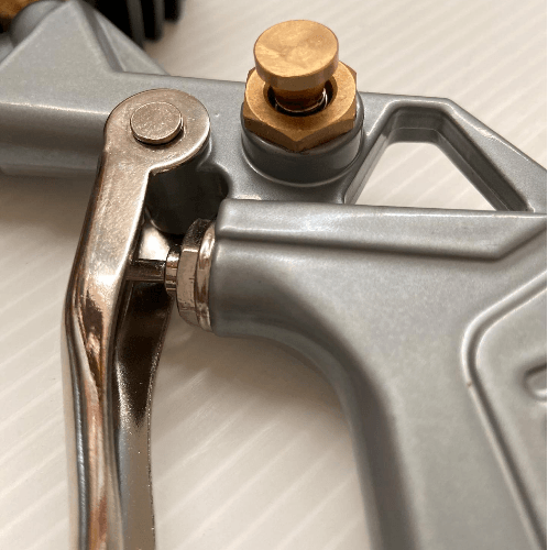 BISON ปืมเติมลมยาง 8 บาร์ TG-1