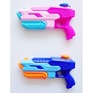 TOYS ของเล่นปืนฉีดน้ำแบบชัก รุ่น1028 ขนาด30x18x5ซม.คละสี