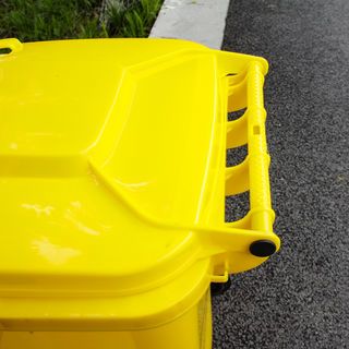 ICLEAN ถังขยะเทศบาลฝาเรียบทรงเหลี่ยม 240 ลิตร รุ่น TG51805-YL ขนาด 74x59x100 ซม. สีเหลือง (ขยะรีไซเคิล) 1/4