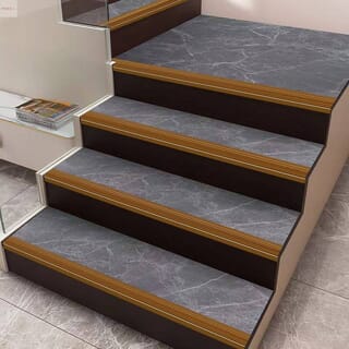 MAC จมูกบันได PVC หน้ากว้าง 38 มม. ยาว 2 เมตร รุ่นDF38-20B3 สีน้ำตาลอ่อน