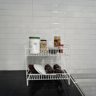 CLOSE ชั้นตะแกรงเหล็ก 2 ชั้น TT-228 ขนาด 42x32x39 ซม. สีขาว