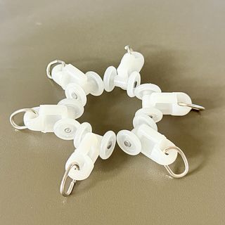 DAVINCI Runner  (curtain rod DAVINCI ตัวเลื่อน (อุปกรณ์เสริมรางผ้าม่านสำเร็จรูป) รุ่น Liona ขนาด 1.5x1.25x2.3 ซม. สีขาว 