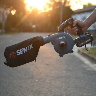 SENIX เครื่องเป่าลมไร้สาย 20V รุ่น BLVX2-M-EU  (เฉพาะเครื่องเปล่า)