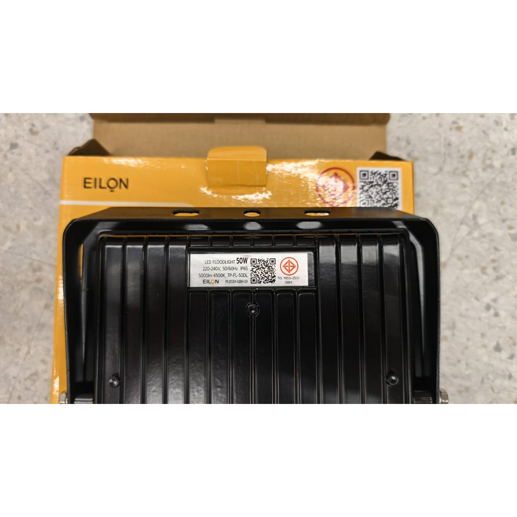 EILON โคมไฟฟลัดไลท์ LED 50W รุ่นTP-FL-50WW แสงวอร์มไวท์