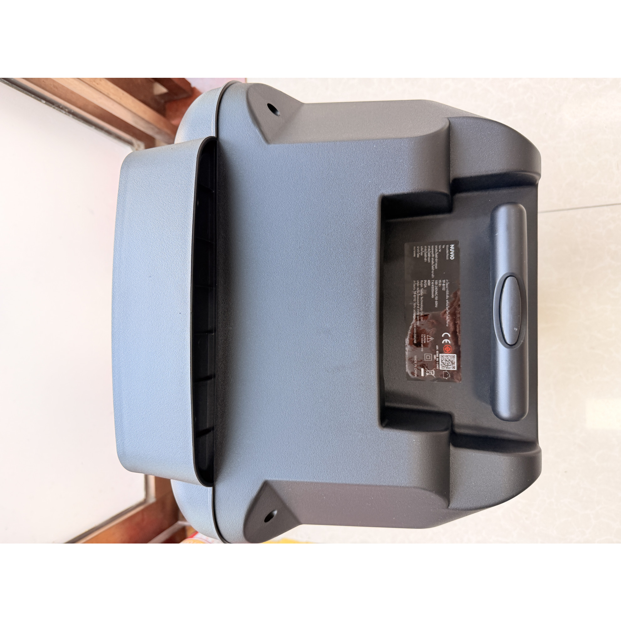 NUVIO ลำโพงปาร์ตี้ล้อลาก พร้อมไมค์โครโฟน ขนาด 15 นิ้ว รุ่น TF-B152 สีดำ