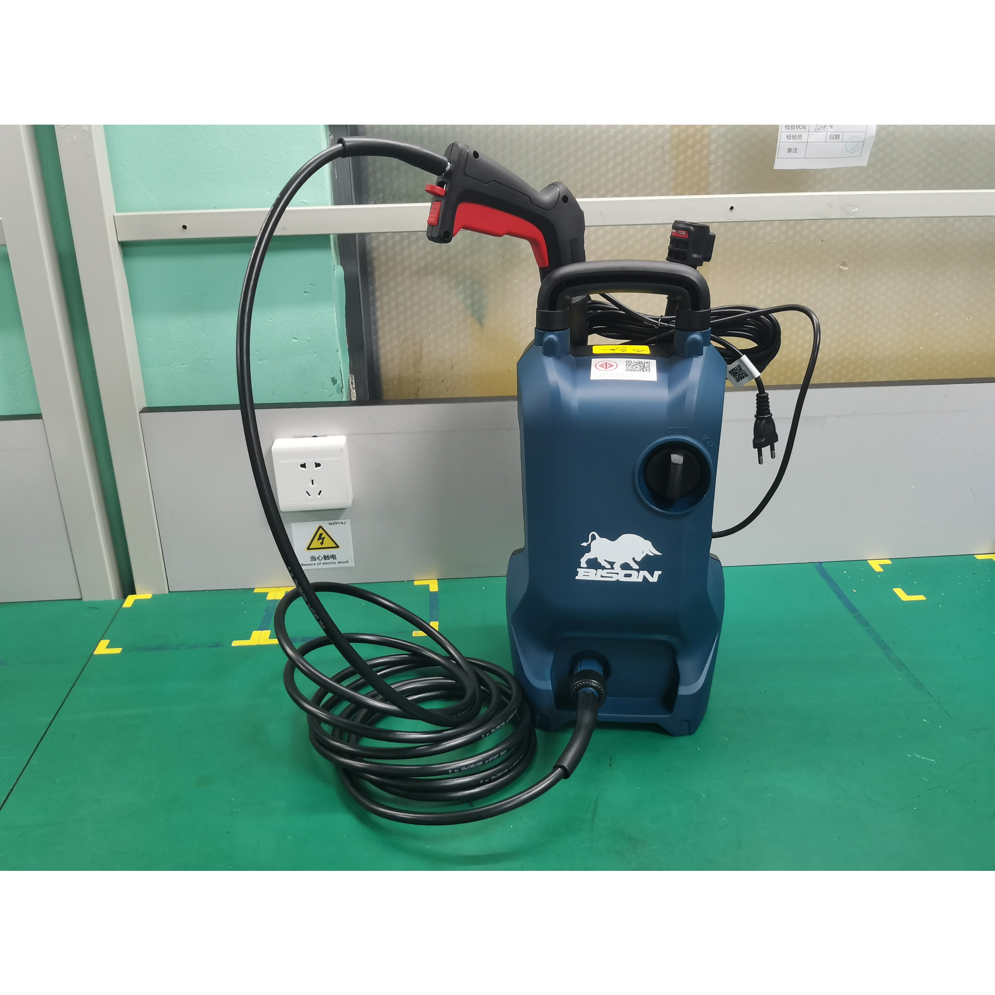 BISON เครื่องฉีดน้ำแรงดันสูง 110 บาร์ 1400W รุ่น YLQ4780H-110A