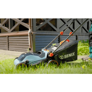 SENIX รถเข็นตัดหญ้าเดิน 1600W รุ่นLPPE16-M1-EU  สีน้ำเงิน (พ่วงสายไฟ8เมตร)