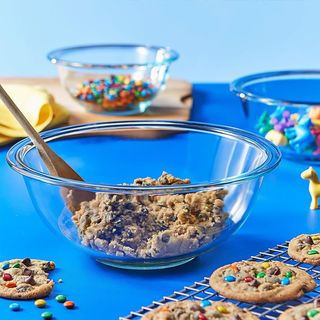 ADAMAS ชามแก้ว 9.5 นิ้ว BELL สีใส