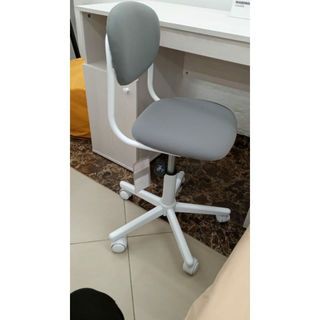 SMITH เก้าอี้สำนักงาน รุ่น GLIDO ขนาด 53x53x70.5-82.5ซม.สีเทา 