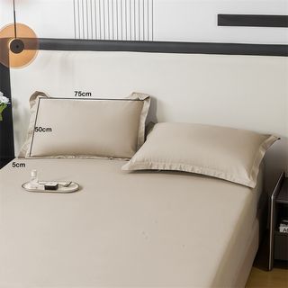 Truffle ปลอกหมอน 1 ชิ้น รุ่น Rina-01 ขนาด 50x75+5ซม. สีกากี