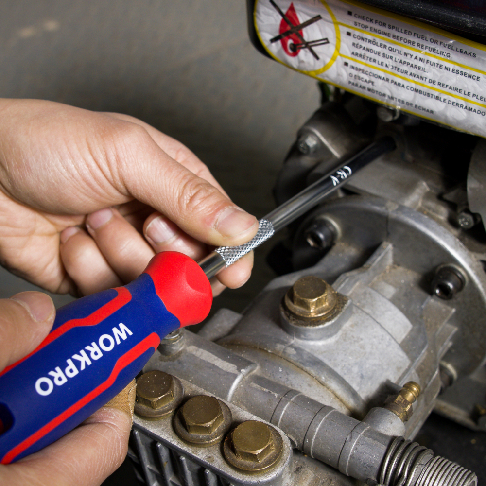 WORKPRO ไขควงปากแฉก ขนาด 1x6” รุ่น WP221028