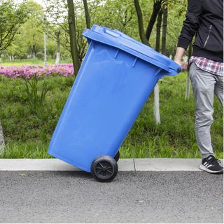 KLEANZY ถังขยะเทศบาลฝาเรียบทรงเหลี่ยม 240 ลิตร รุ่น TG51805-BU ขนาด 74x59x100 ซม. สีน้ำเงิน (ขยะทั่วไป) 1/4