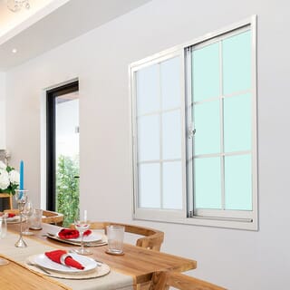 WELLINGTAN หน้าต่างอะลูมิเนียมลายกริด บานเลื่อน SS G-WGW1211 120x110ซม. สีขาว พร้อมมุ้ง