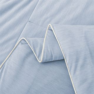 Truffle ผ้าห่มเย็น รุ่น Mina-03 ขนาด 150x200x3 ซม. สีฟ้าอ่อน