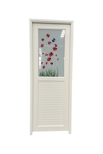 WELLINGTAN ประตูยูพีวีซีพร้อมวงกบ รุ่น JM-045 ลายดอกไม้ ขนาด 70x200 ซม. สีขาว (ไม่เจาะรูลูกบิด)