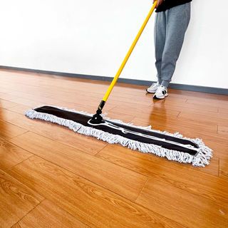 ICLEAN ม็อปดันฝุ่น 48นิ้ว ด้ามเหล็กเคลือบ รุ่น YM3060-48 ขนาด 20x123x140 cm. สีเหลือง