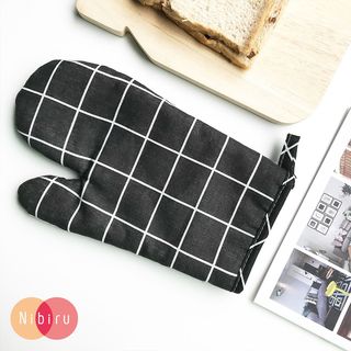 NIBIRU ถุงมือกันร้อน XFX058 ลายตาราง สีดำ