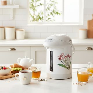 CLOSE กระติกน้ำร้อน  ความจุ 2.2 ลิตร รุ่น PTD0004   สีขาว